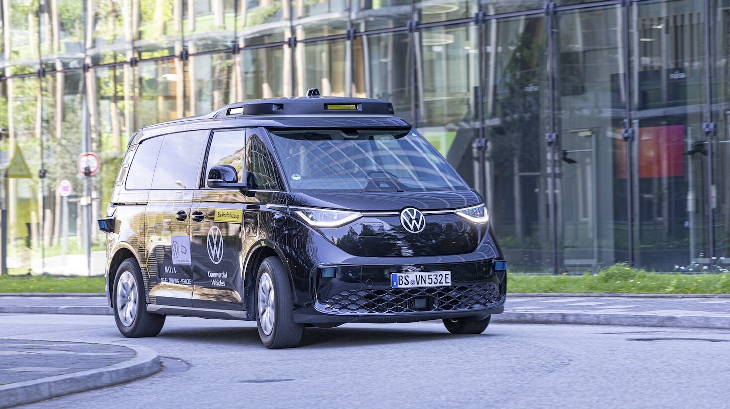 In Zusammenarbeit mit emotion3D hat MOIA eine KI-Lösung zur Innenraumanalyse für den selbstfahrenden, vollelektrischen ID. Buzz AD von Volkswagen entwickelt.